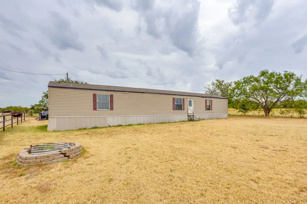 7500 County Road 912 Joshua, TX 76058