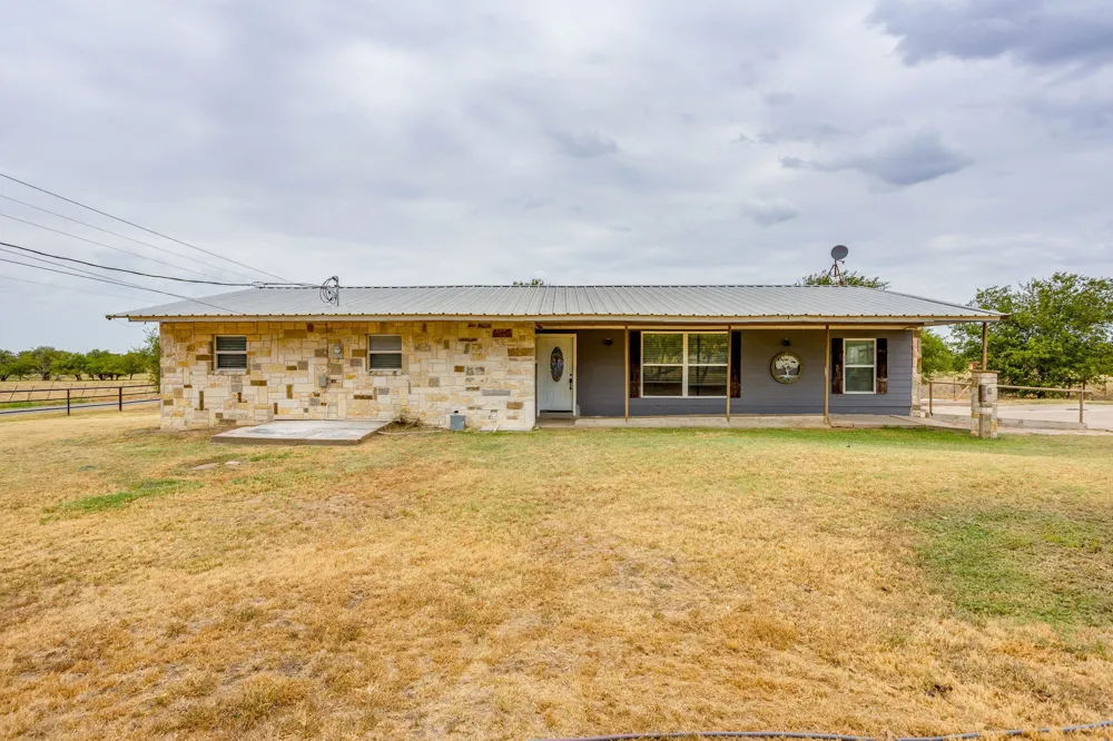 7500 County Road 912 Joshua, TX 76058