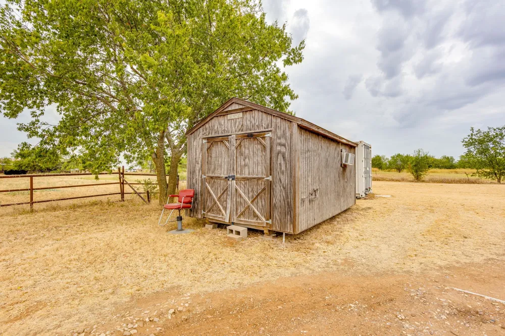 7500 County Road 912 Joshua, TX 76058
