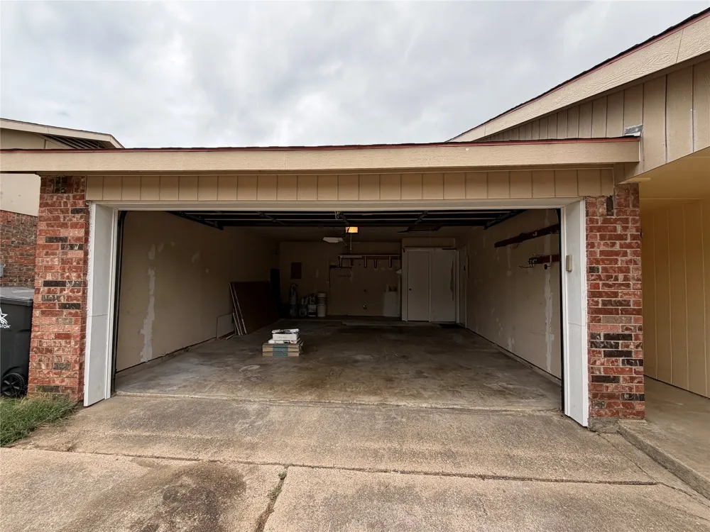 2309 Newbury Drive Arlington, TX 76014