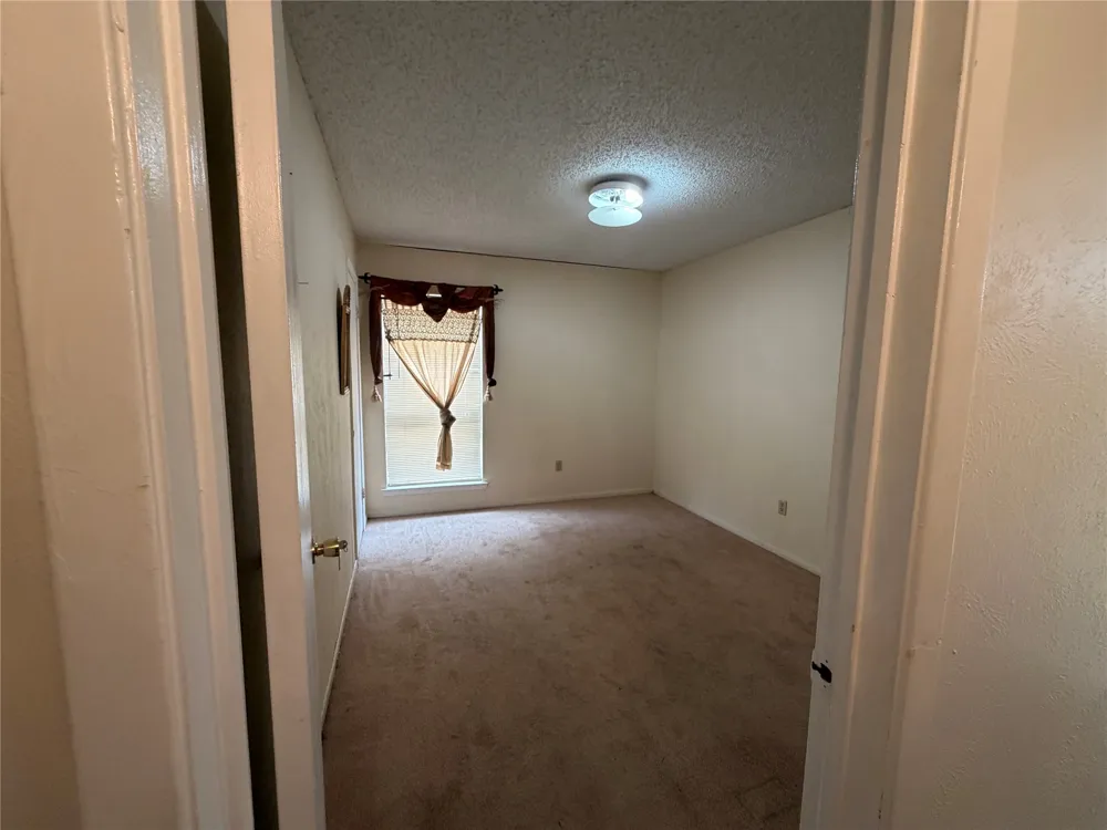 2309 Newbury Drive Arlington, TX 76014