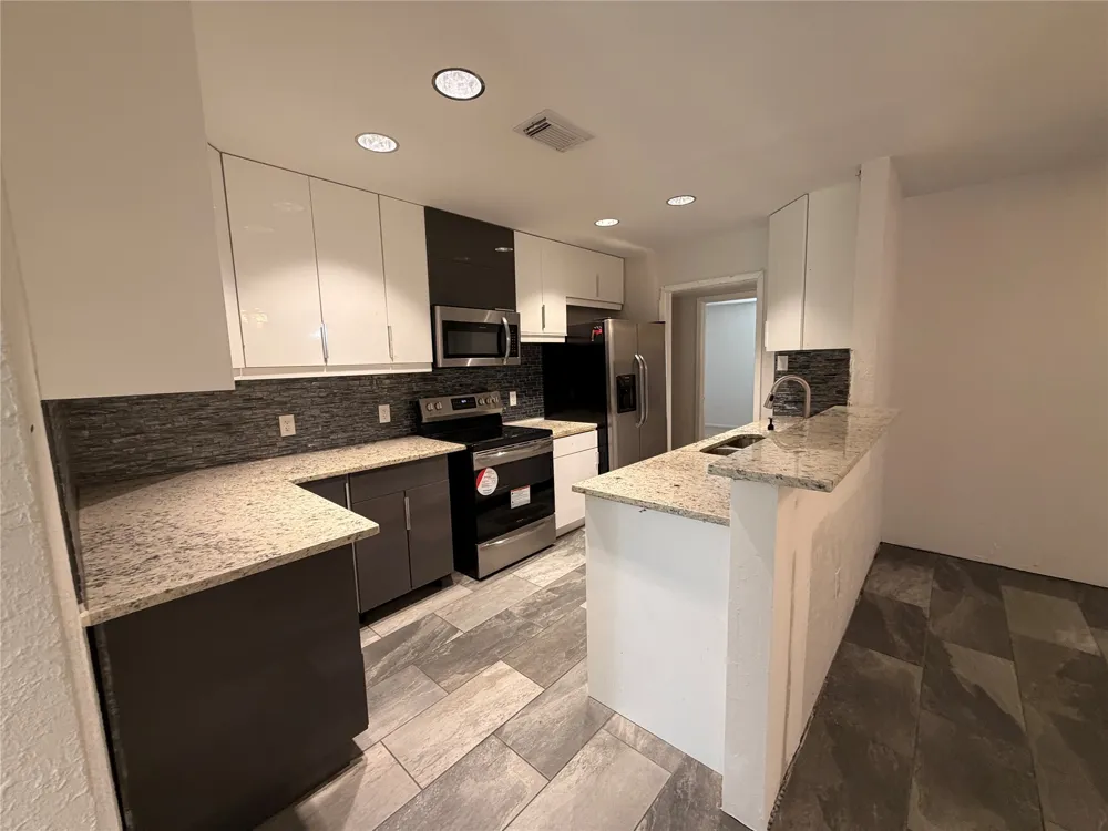 2309 Newbury Drive Arlington, TX 76014