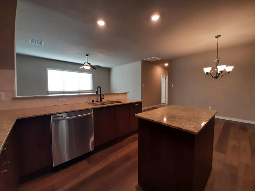 9717 Grosbeak Lane Magnolia, TX 77354