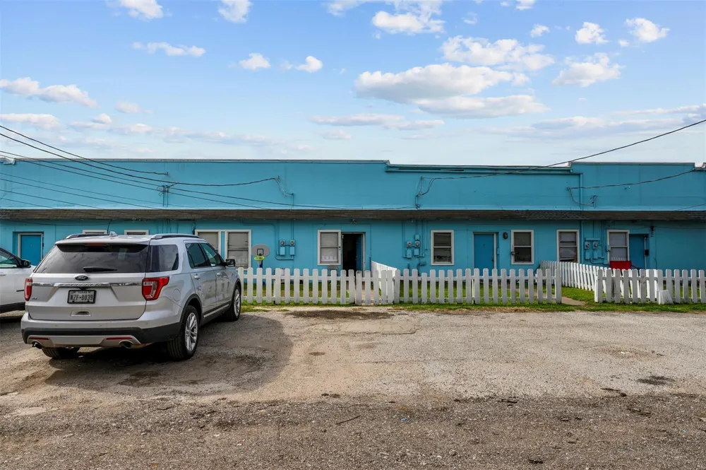 4930 Fm 1765 #1 Texas City, TX 77591