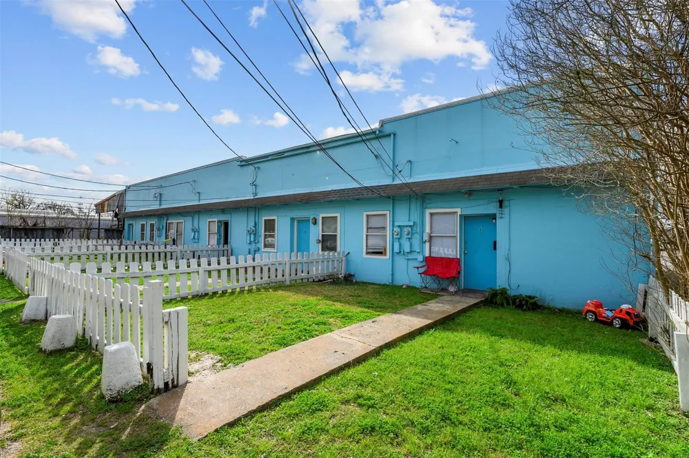 4930 Fm 1765 #1 Texas City, TX 77591