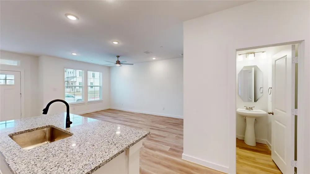 4112 Ruth Alley Grand Prairie, TX 75052
