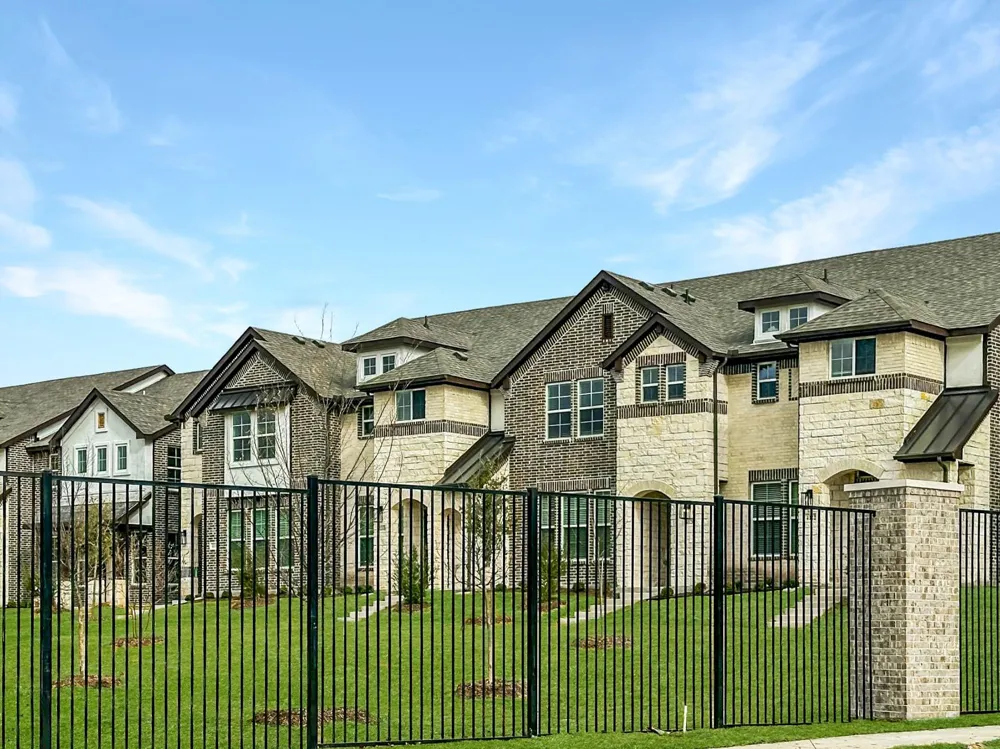 4112 Ruth Alley Grand Prairie, TX 75052