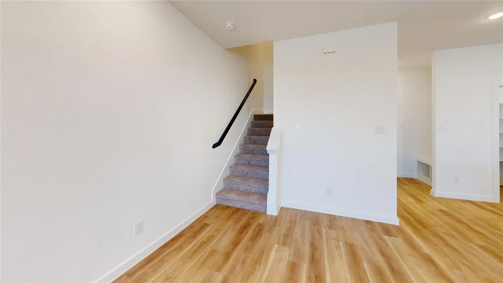 4112 Ruth Alley Grand Prairie, TX 75052