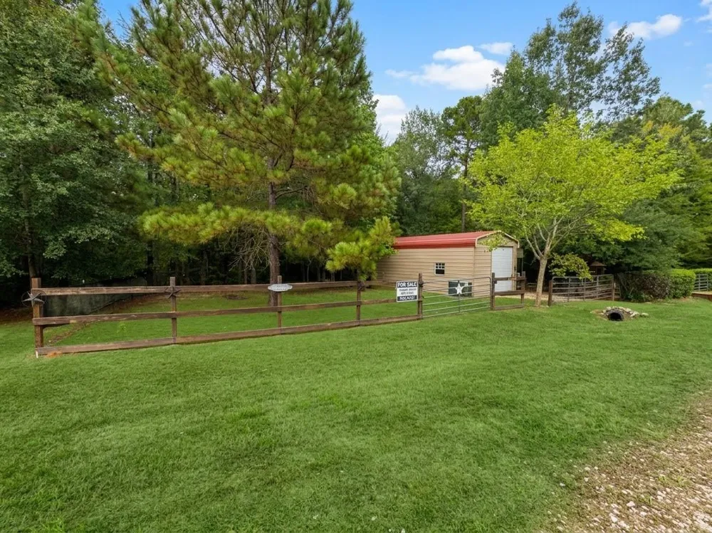 1190 Hidden Oaks Drive Point Blank, TX 77364