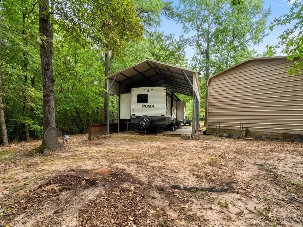 1190 Hidden Oaks Drive Point Blank, TX 77364