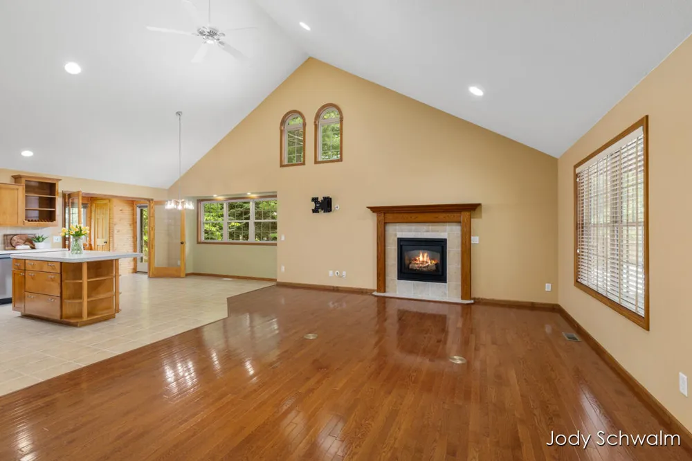 2175 Orshal Road Muskegon, MI 49445