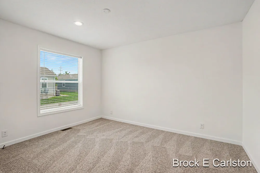 1283 E Ellis Road #27 Norton Shores, MI 49441
