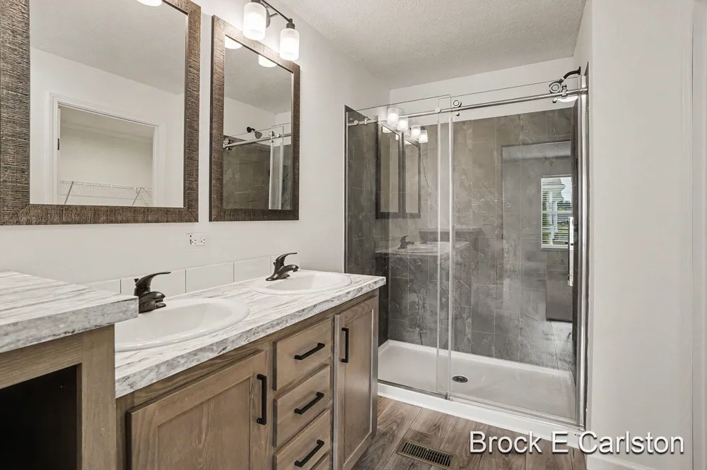 1283 E Ellis Road #27 Norton Shores, MI 49441