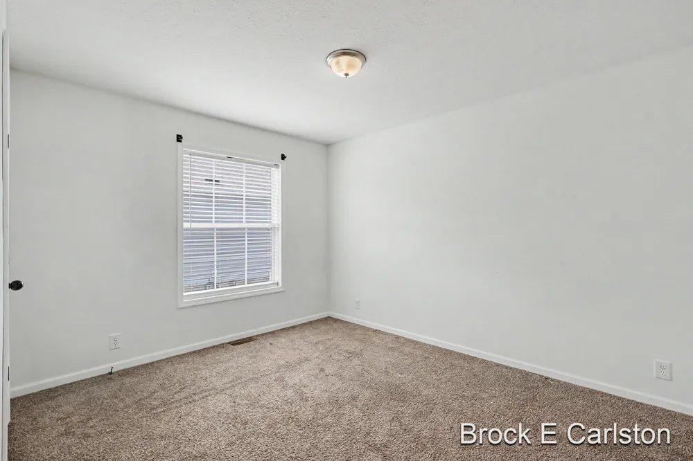 1283 E Ellis Road #10 Norton Shores, MI 49441