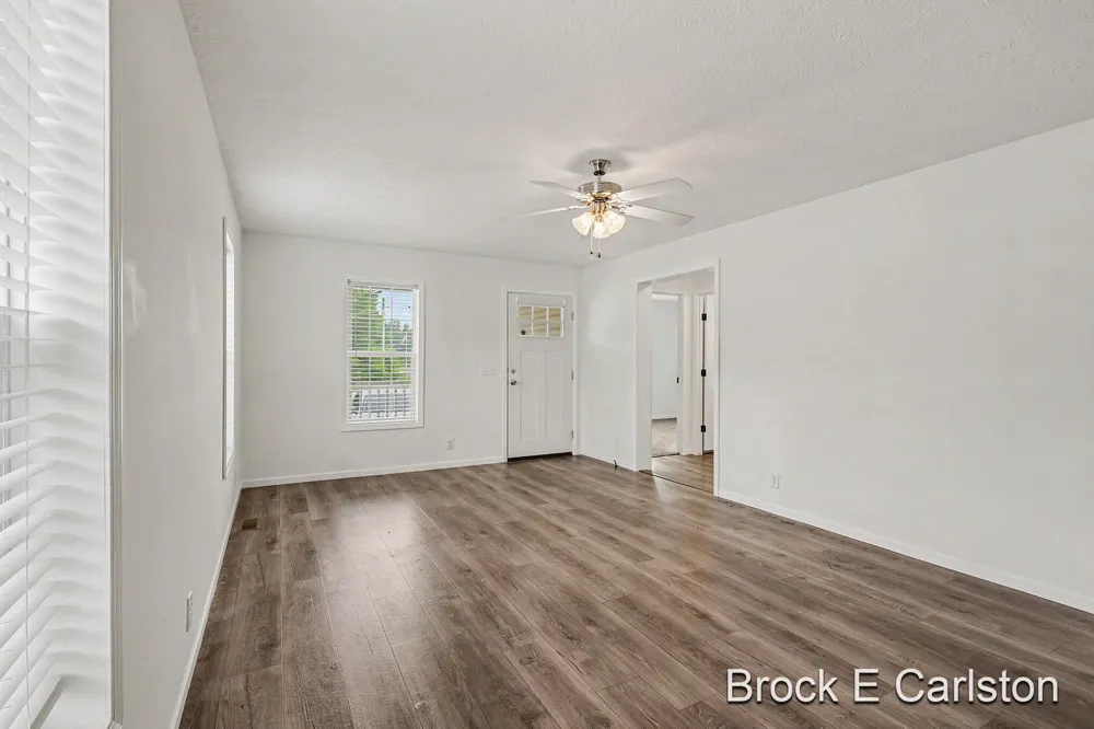 1283 E Ellis Road #10 Norton Shores, MI 49441