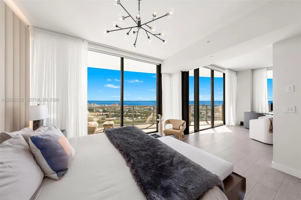 500 Alton Rd #2318 Miami Beach, FL 33139