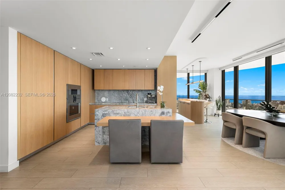 500 Alton Rd #2318 Miami Beach, FL 33139