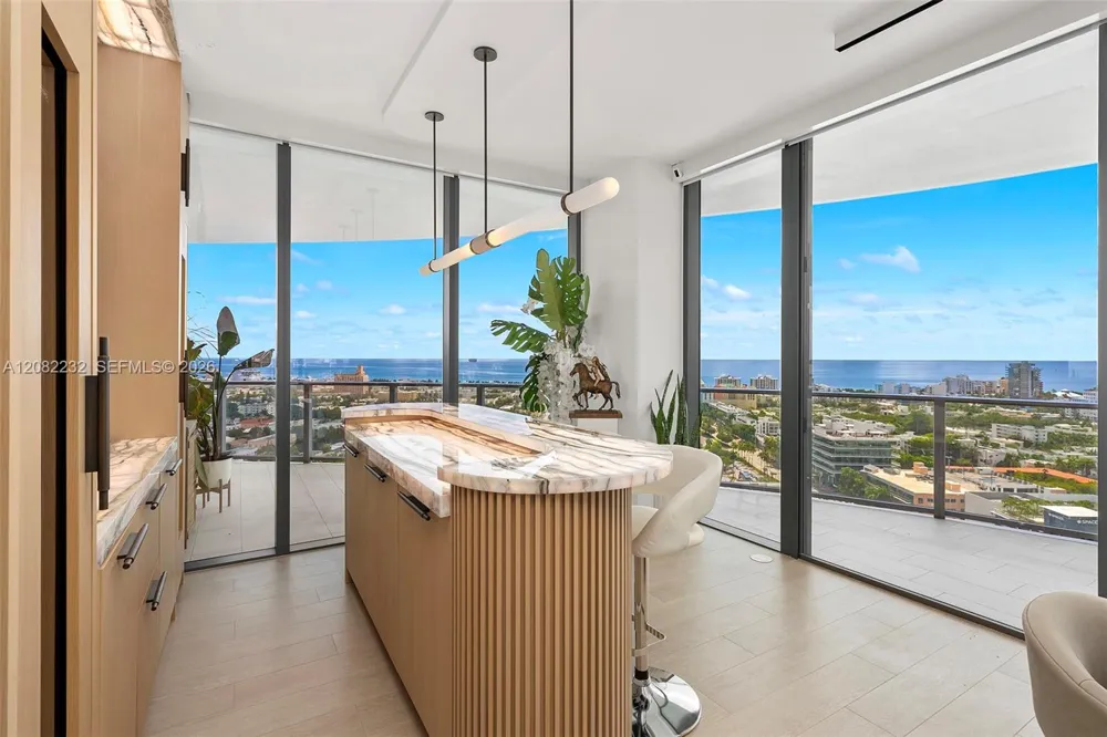 500 Alton Rd #2318 Miami Beach, FL 33139