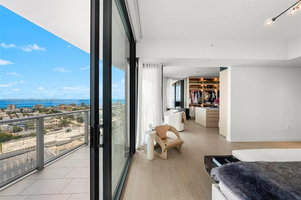500 Alton Rd #2318 Miami Beach, FL 33139