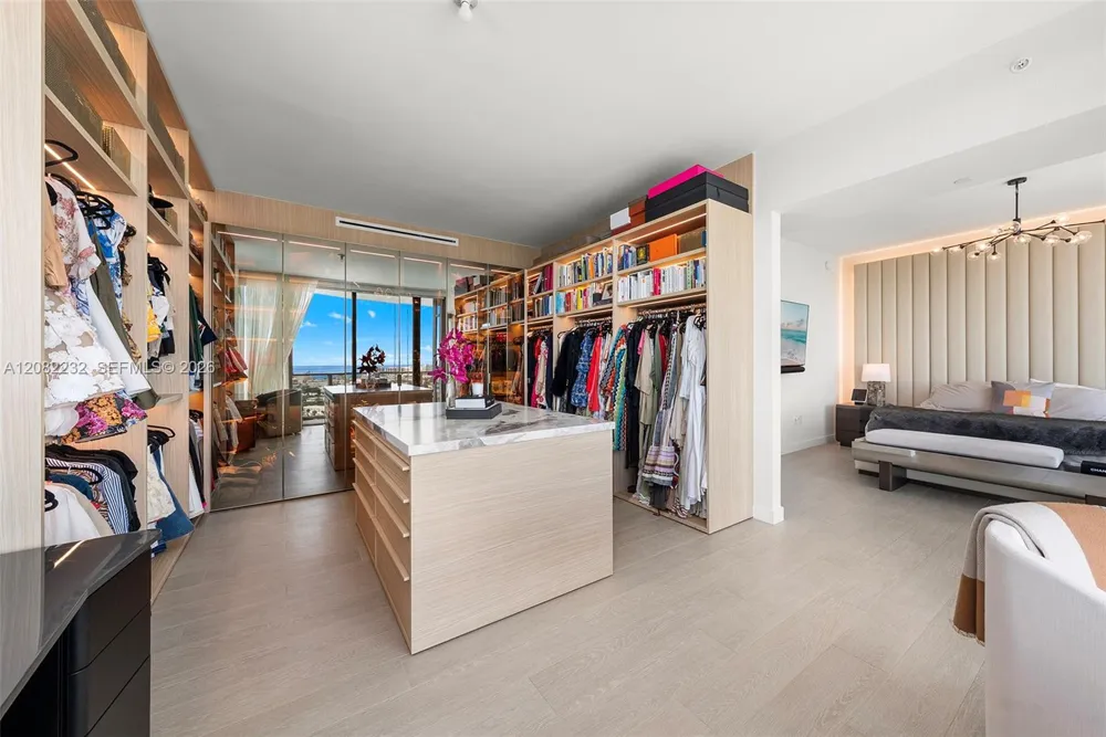 500 Alton Rd #2318 Miami Beach, FL 33139