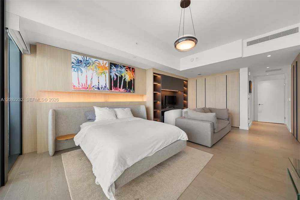 500 Alton Rd #2318 Miami Beach, FL 33139
