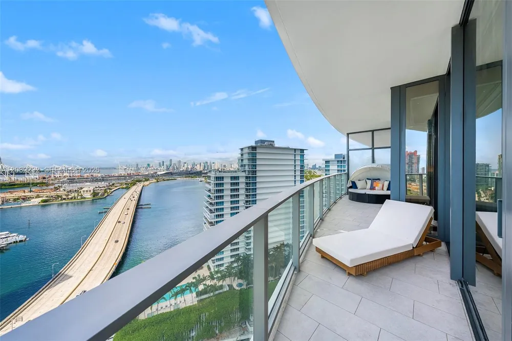 500 Alton Rd #2318 Miami Beach, FL 33139