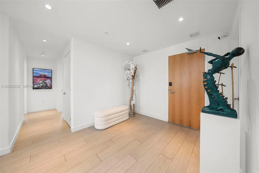 500 Alton Rd #2318 Miami Beach, FL 33139