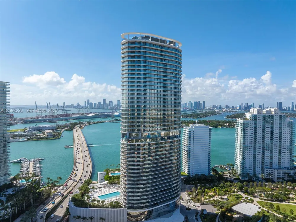 500 Alton Rd #2318 Miami Beach, FL 33139