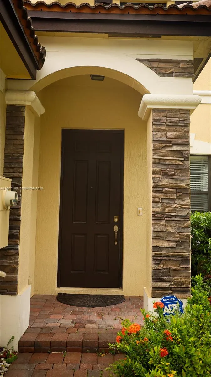 116 NW Path #8860 Doral, FL 33178