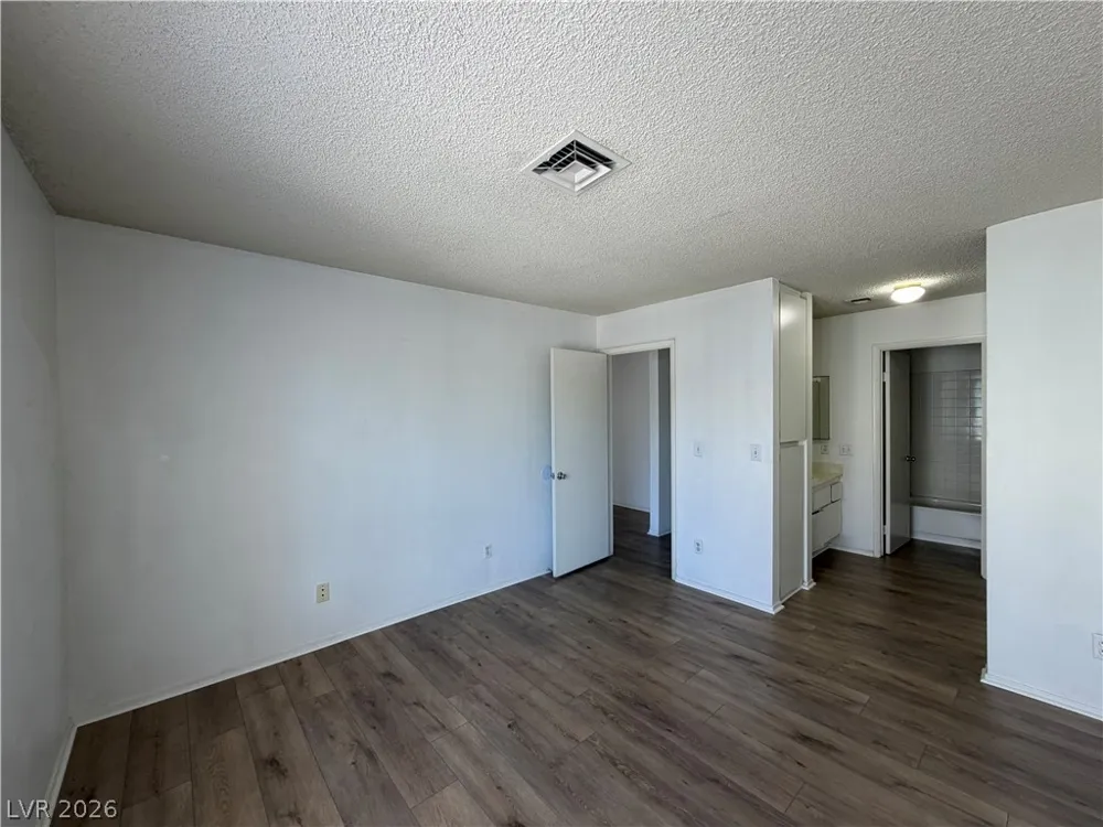 4878 Nara Vista Way #201 Las Vegas, NV 89103