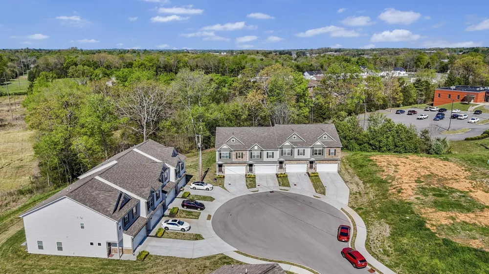 161 Townsend Cir Shelbyville, TN 37160