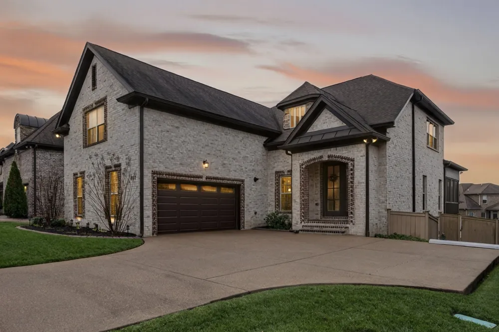 607 Southshore Pt Mount Juliet, TN 37122
