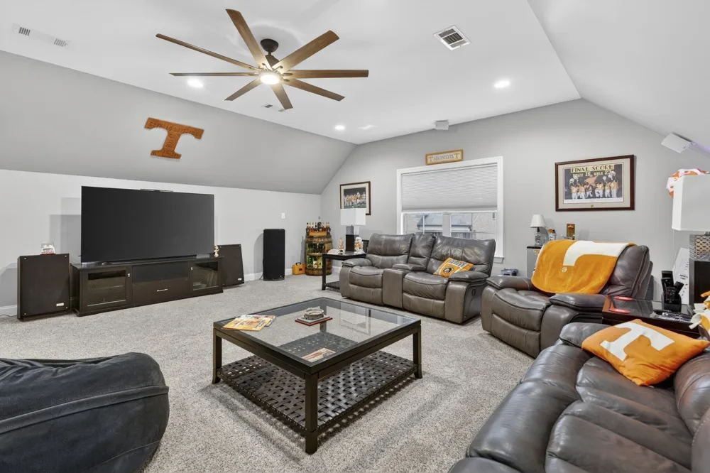 607 Southshore Pt Mount Juliet, TN 37122