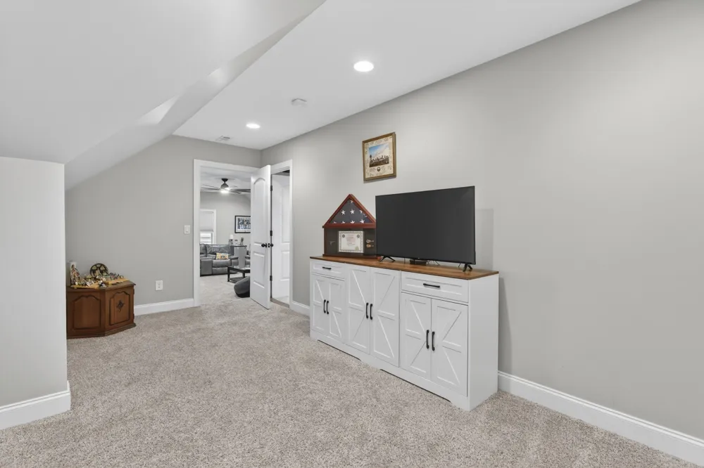607 Southshore Pt Mount Juliet, TN 37122