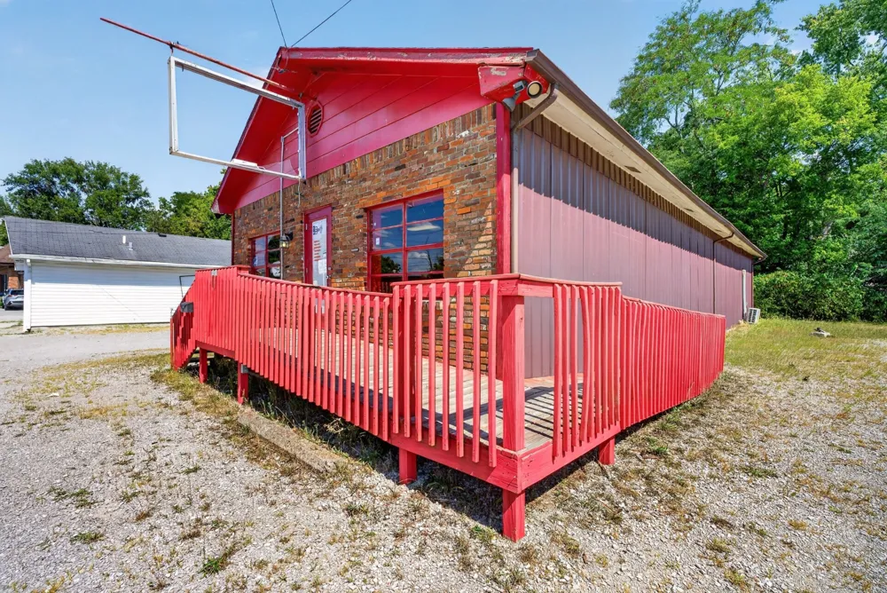 622 North Dr Hopkinsville, KY 42240