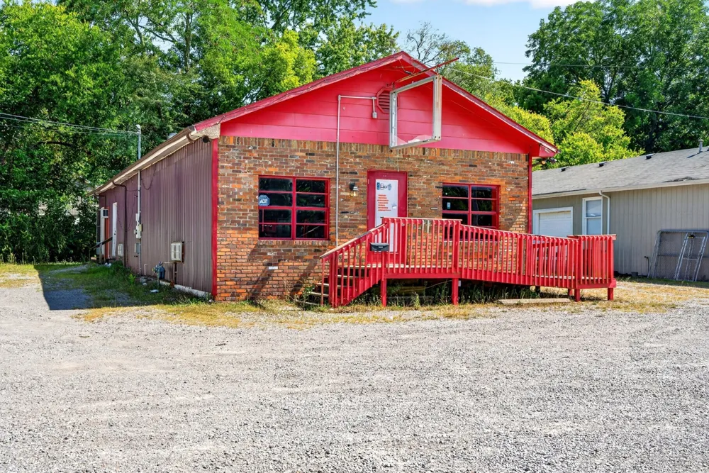 622 North Dr Hopkinsville, KY 42240