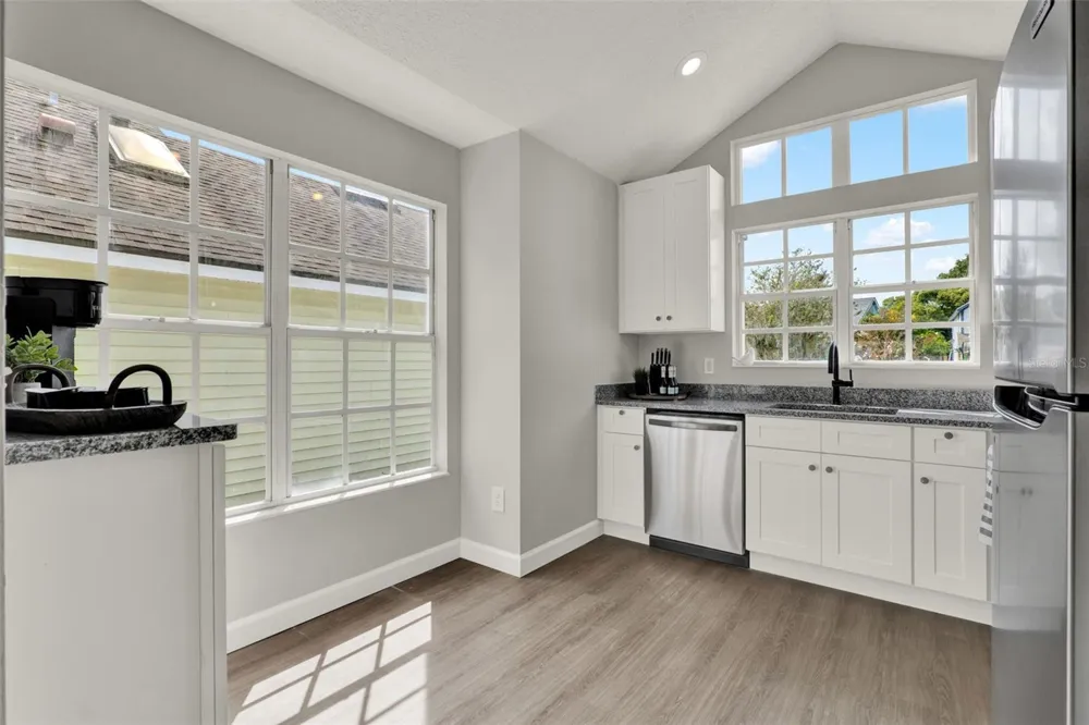 9981 ALOMA BEND LANE Oviedo, FL 32765
