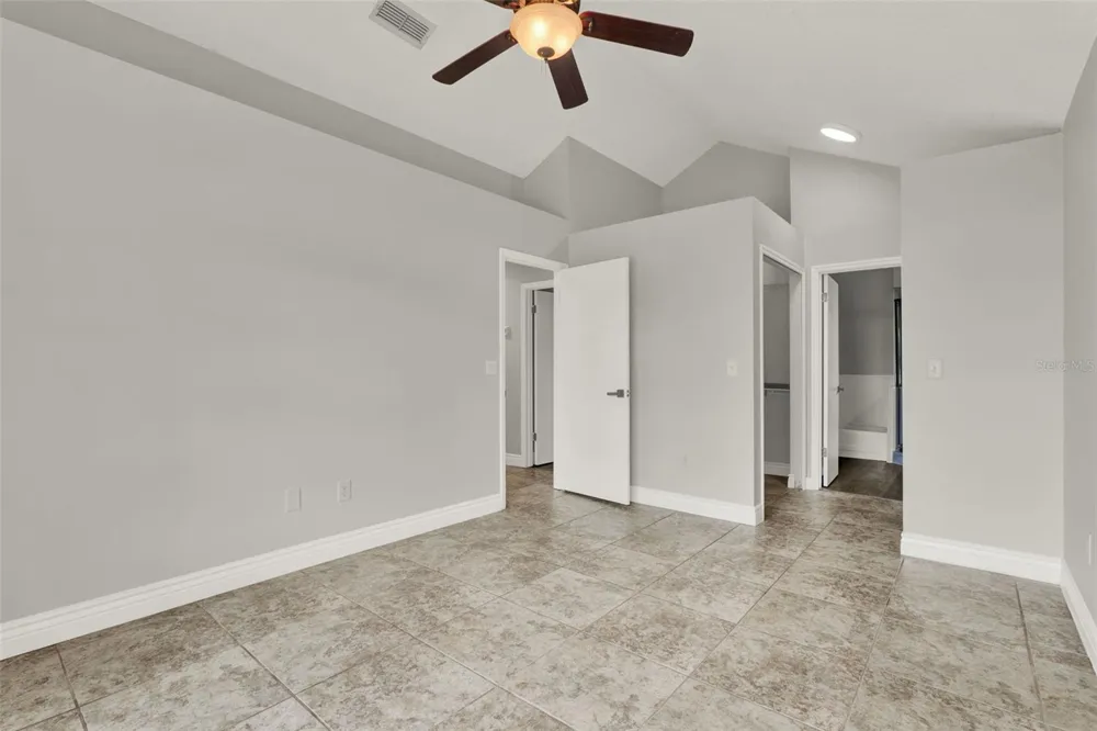 9981 ALOMA BEND LANE Oviedo, FL 32765