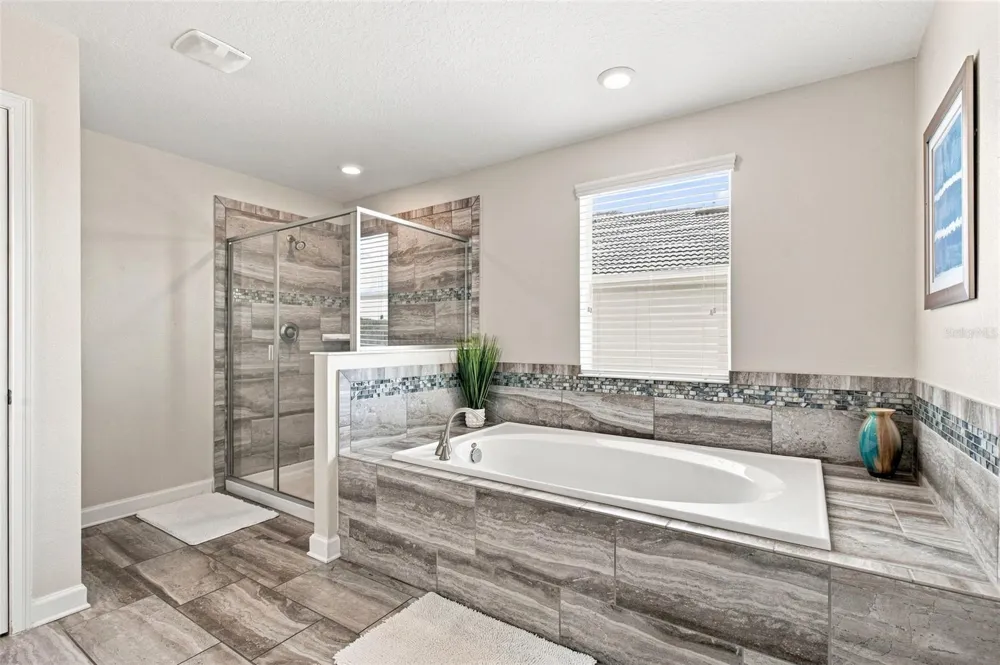 1541 MULLIGAN BOULEVARD Davenport, FL 33896