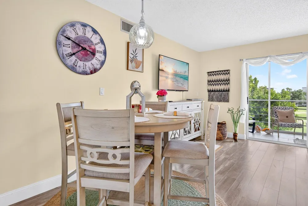 4240 IRONWOOD CIRCLE #302A Bradenton, FL 34209