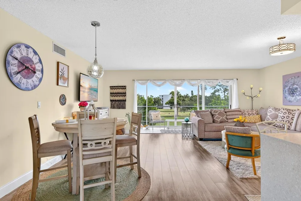 4240 IRONWOOD CIRCLE #302A Bradenton, FL 34209