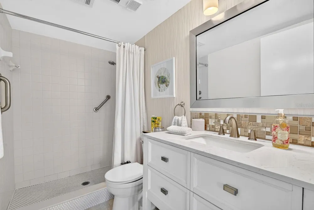 4240 IRONWOOD CIRCLE #302A Bradenton, FL 34209