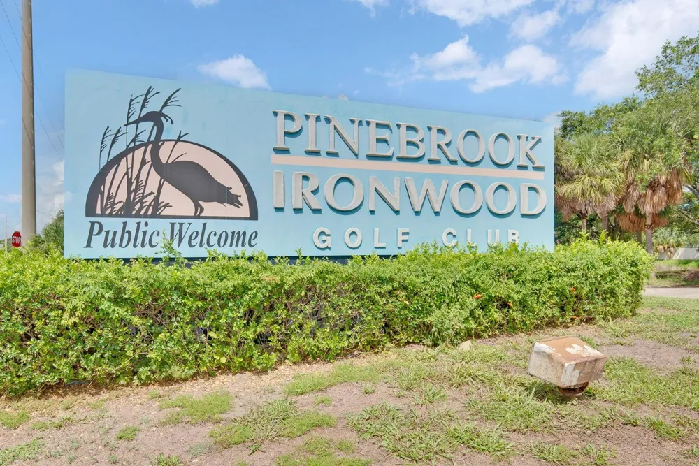 4240 IRONWOOD CIRCLE #302A Bradenton, FL 34209