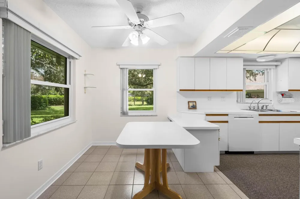 1613 LAUGHTON PLACE Sun City Center, FL 33573