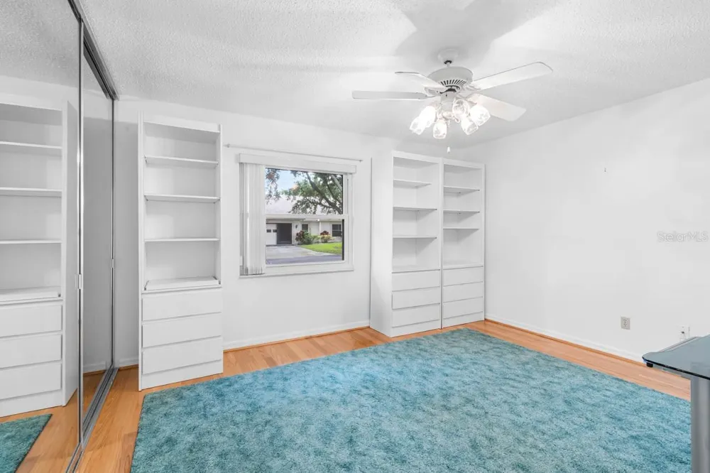 1613 LAUGHTON PLACE Sun City Center, FL 33573