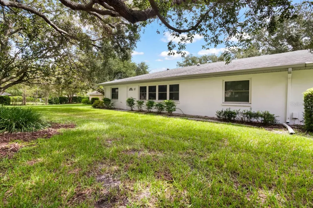 1613 LAUGHTON PLACE Sun City Center, FL 33573