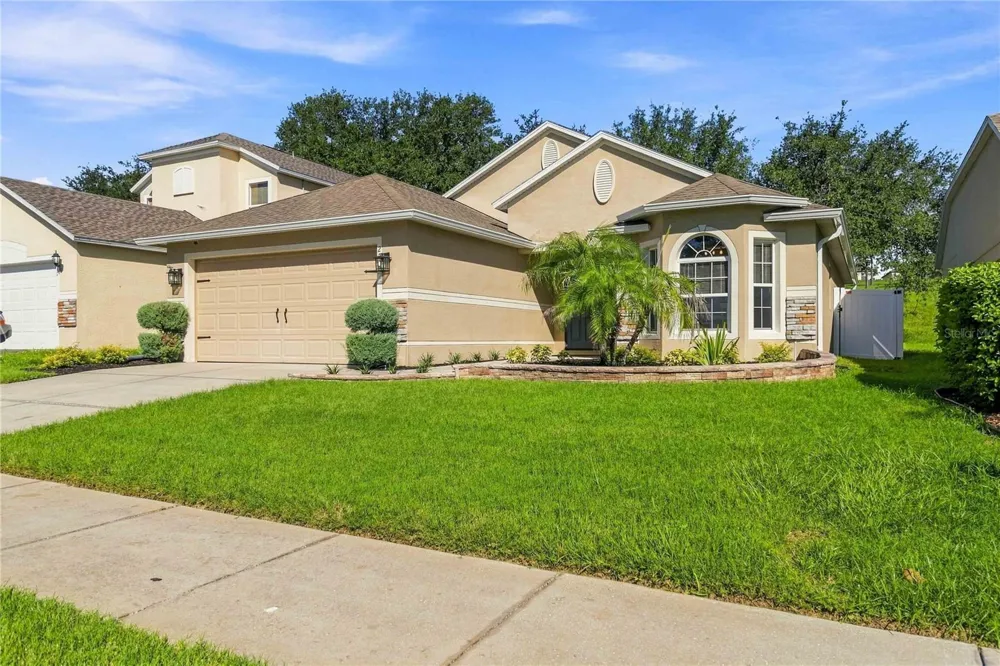229 PIMA TRL Groveland, FL 34736
