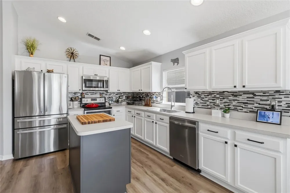 229 PIMA TRL Groveland, FL 34736
