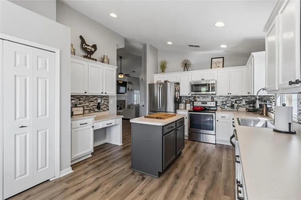229 PIMA TRL Groveland, FL 34736