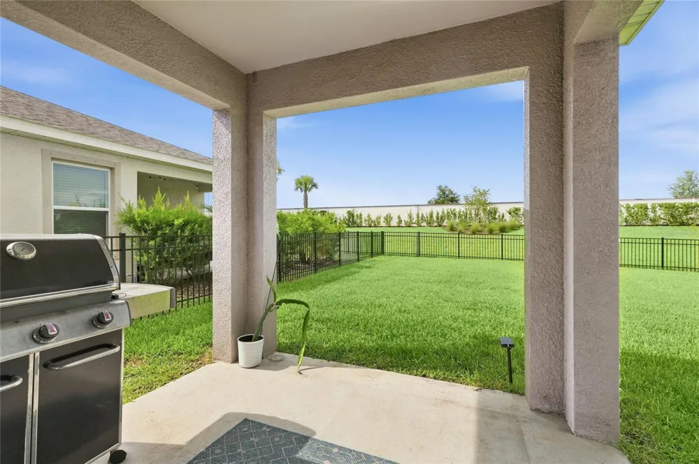 3391 HILLTOP CIRCLE Bradenton, FL 34211